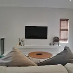 Exquisite Family Cape Villa Pool And Fire Pitt