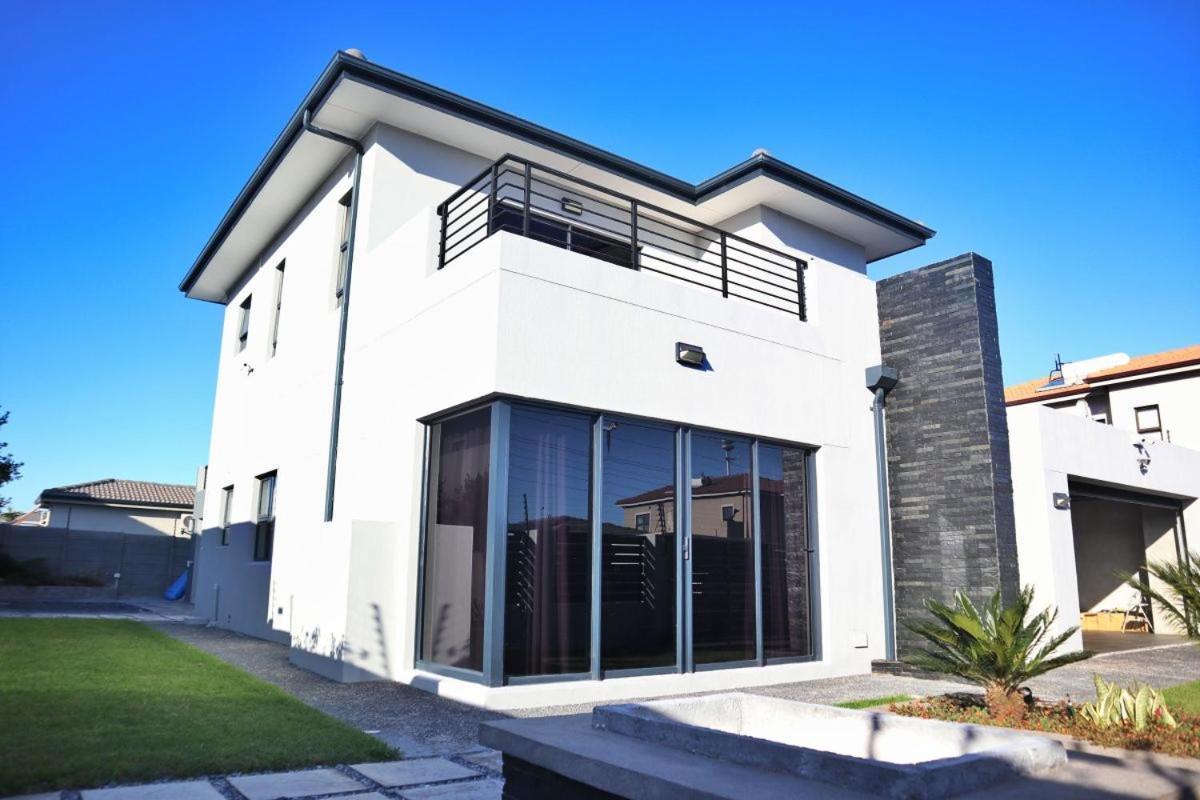Holiday home Exquisite Family Cape Pool And Fire Pitt
