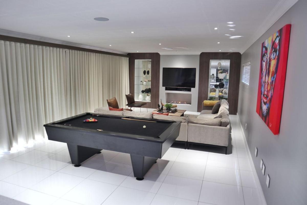 Exquisite Family Cape Pool And Fire Pitt Holiday home